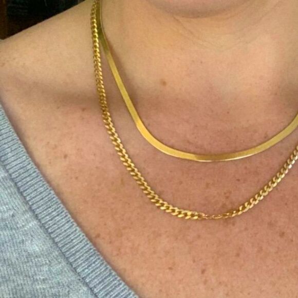 ✨HOST PICK❤️18k Gold over 925 Cuban/Curb Chain - Picture 4 of 4